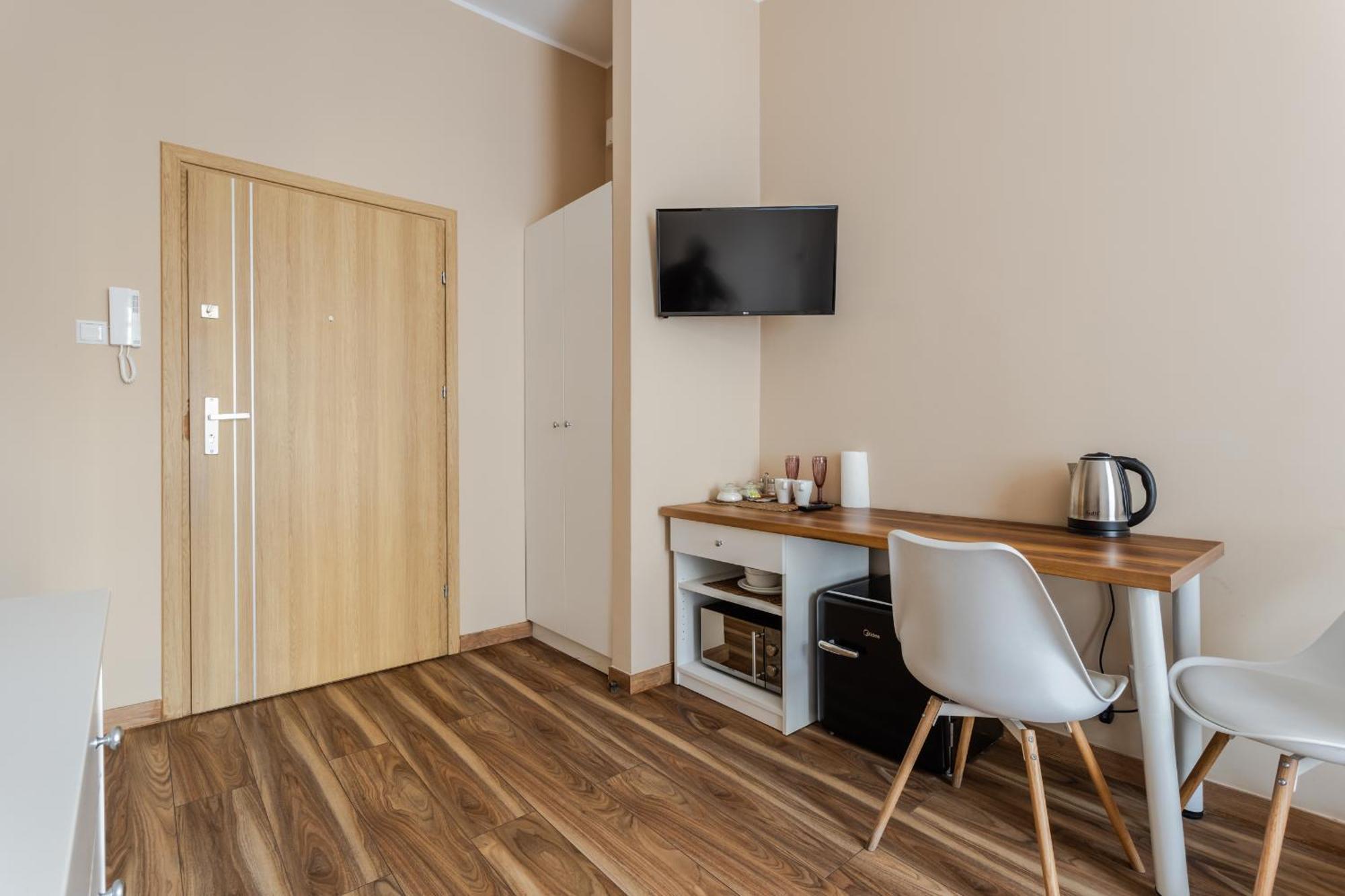 Functional And Comfortable Very Berry Studios In Poznan By Noclegi Renters Exterior foto