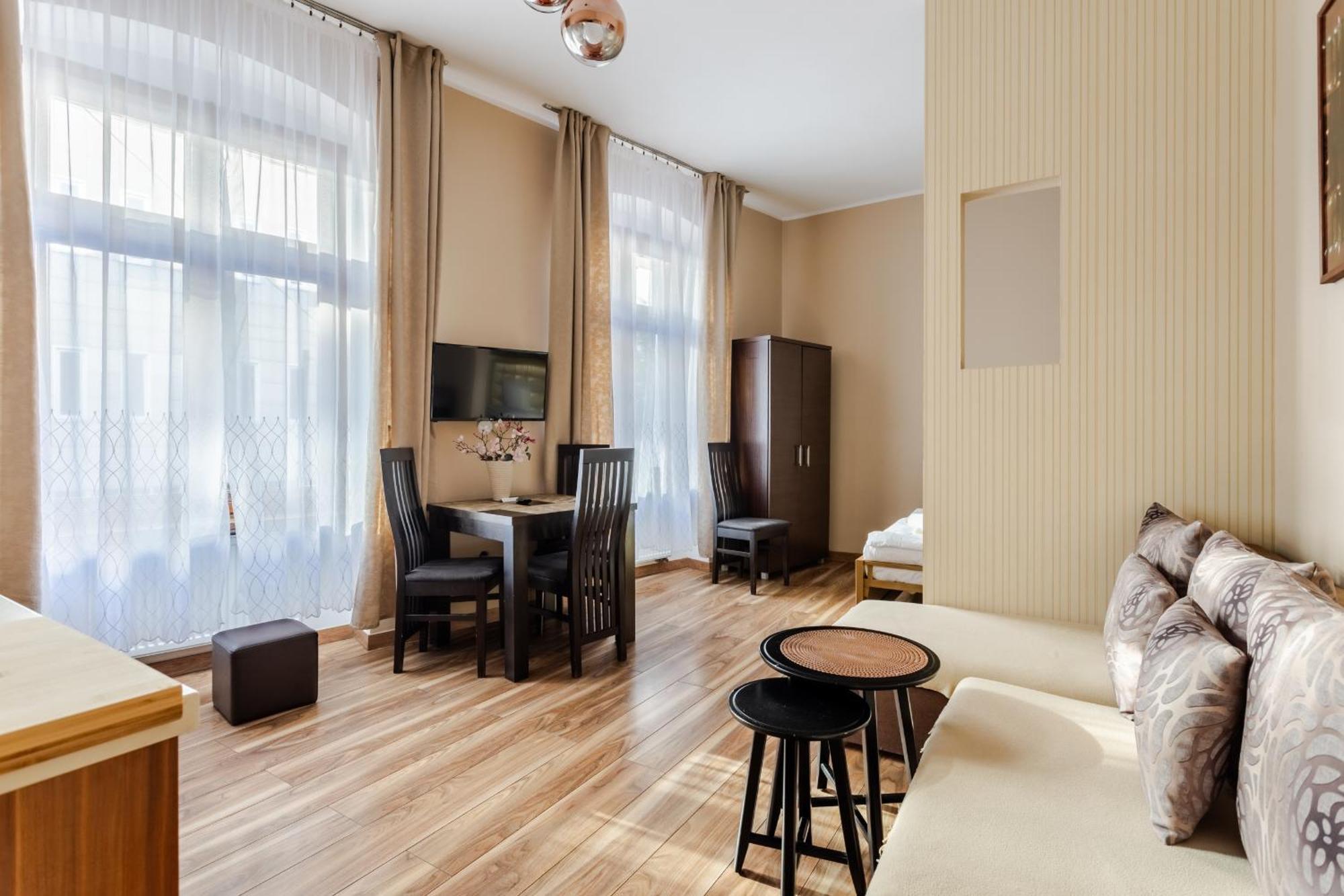 Functional And Comfortable Very Berry Studios In Poznan By Noclegi Renters Exterior foto
