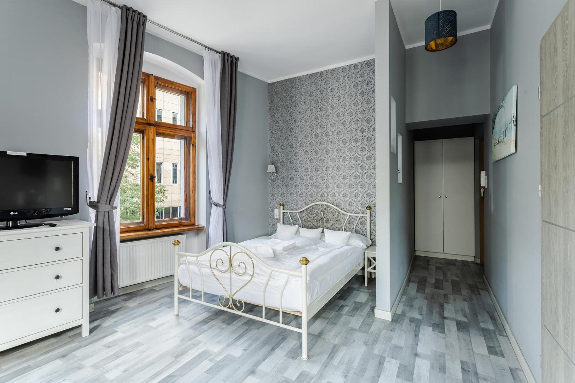 Functional And Comfortable Very Berry Studios In Poznan By Noclegi Renters Exterior foto