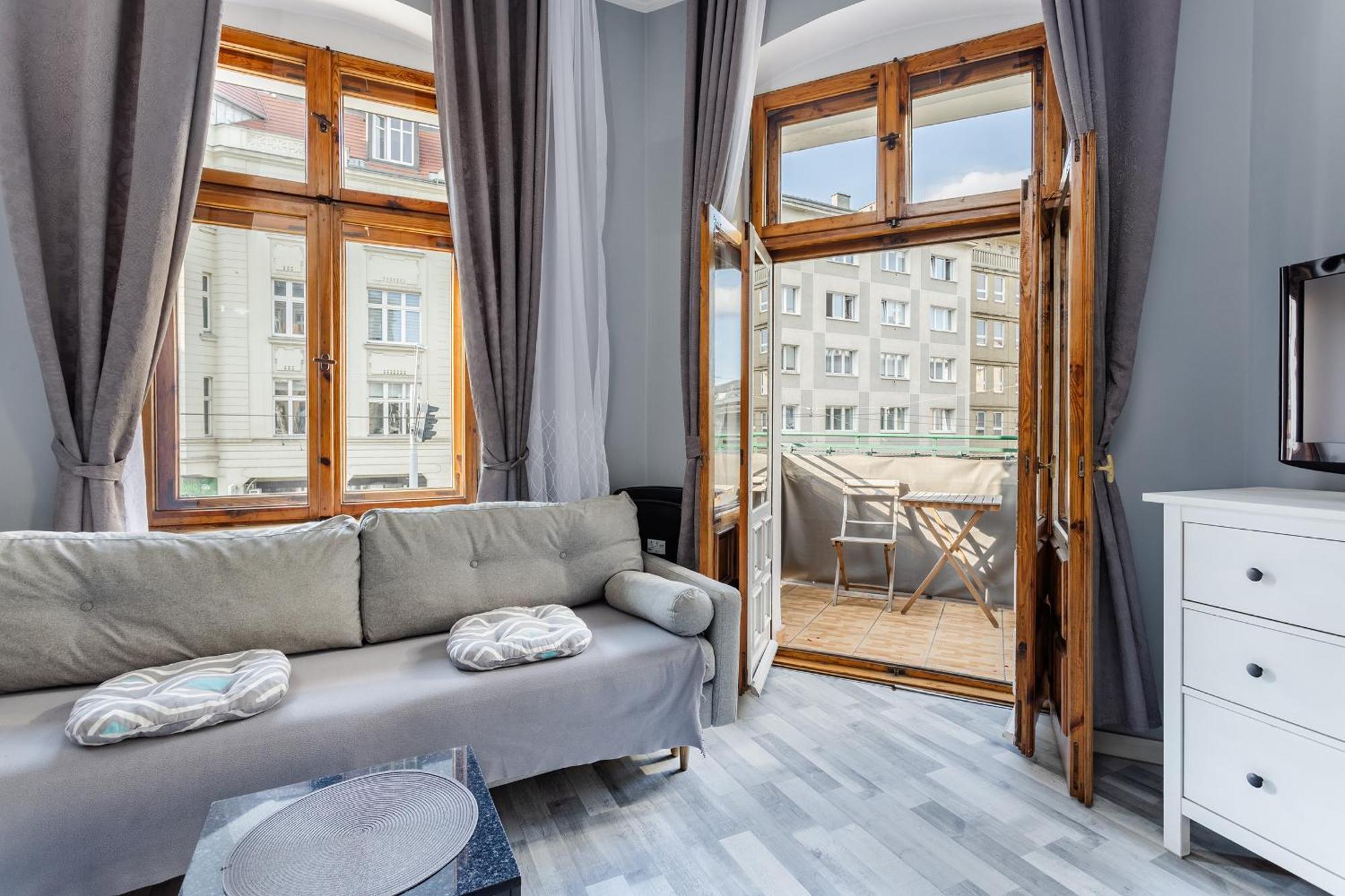 Functional And Comfortable Very Berry Studios In Poznan By Noclegi Renters Exterior foto